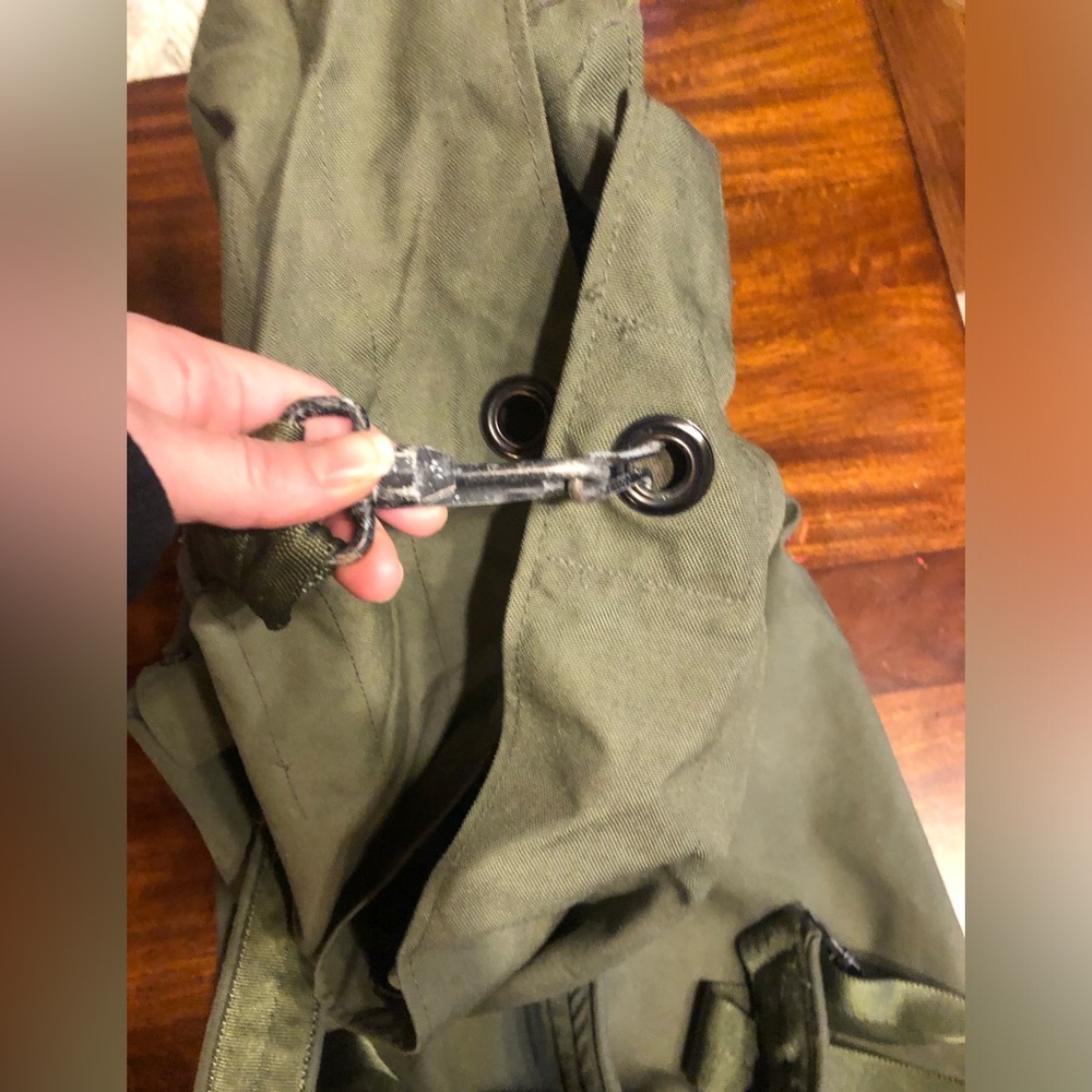 Military backpack - Picture 3 of 11